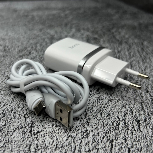 Зарядное устройство Hoco C12Q Smart QC3.0 charger + Type-C cable White