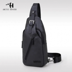 Сумка через плечо Arctic Hunter XB13006 Black
