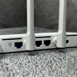 Wi-Fi роутер Xiaomi Mi Wi-Fi 4A Giga Version White (R4A)