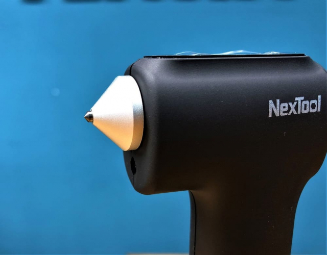 Автомобильный многофункциональный молоток Xiaomi Nextool Multifunction Survival Hammer Black (Q/GDBCY)