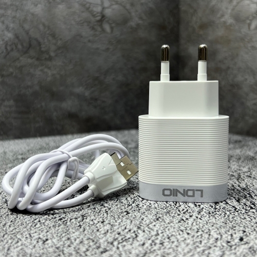 Зарядное устройство LDNIO A303Q USB*3A Quick Charge 3.0 18W + кабель USB - micro USB белый