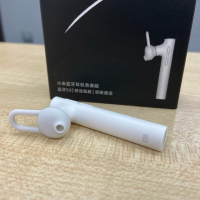 Bluetooth-гарнитура Xiaomi Mi Bluetooth Headset White (LYEJ02LM)