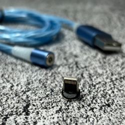 LED Magnetic Cable Lightning 8-pin Синий